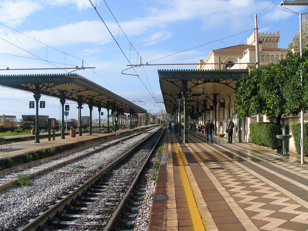 taormina station