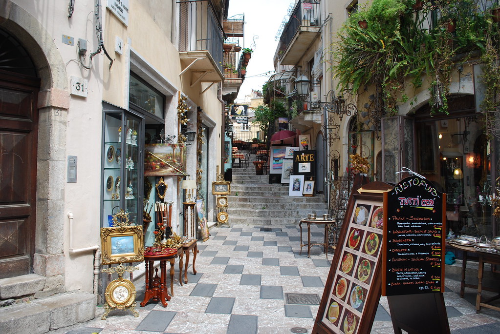taormina corso umberto