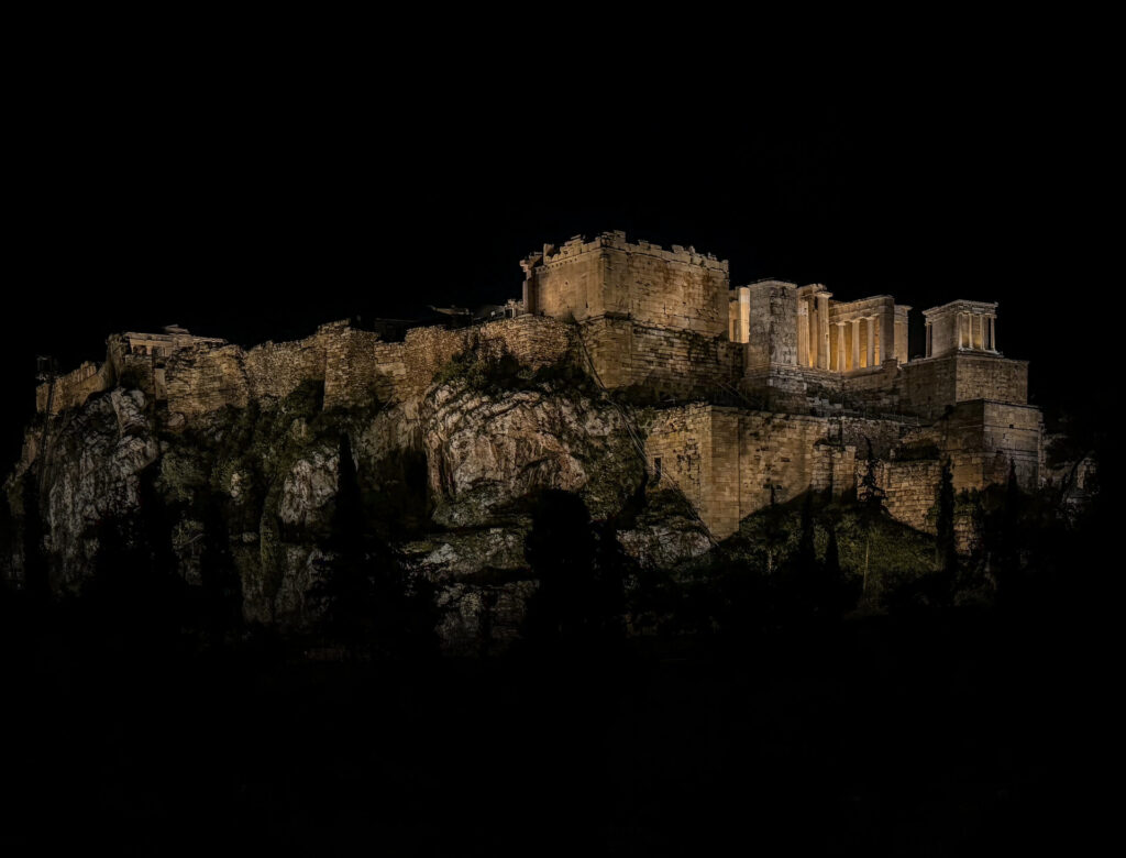 Akropol wieczorem