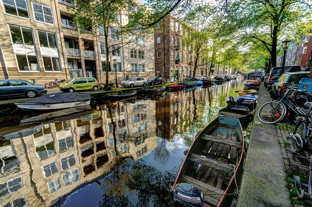 Amsterdam widok na kanał