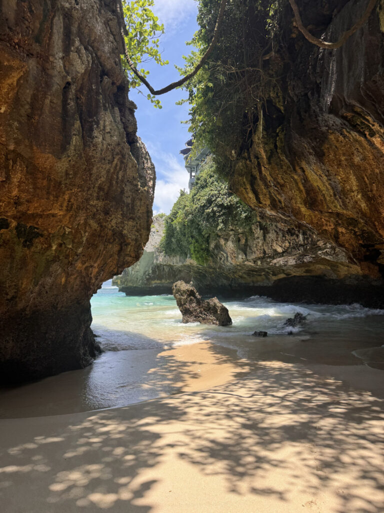 Suluban Beach