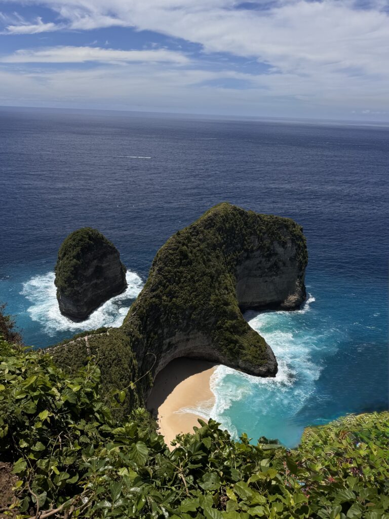 Kelingking Beach